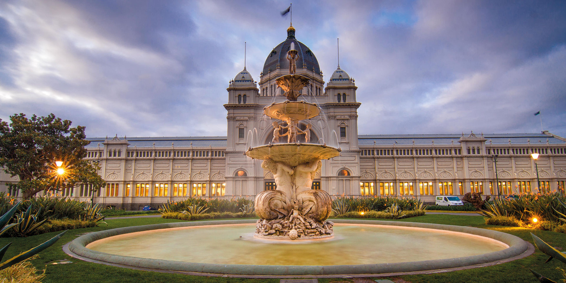 Colliers_Sapphire_Location_Exhibition-Building-1_1920x960