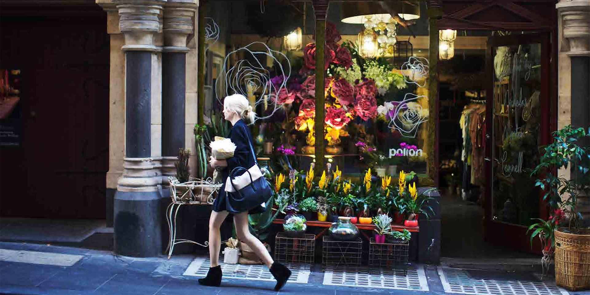 Colliers_Sapphire_Location_Laneway-Flower-Shop_1920x960